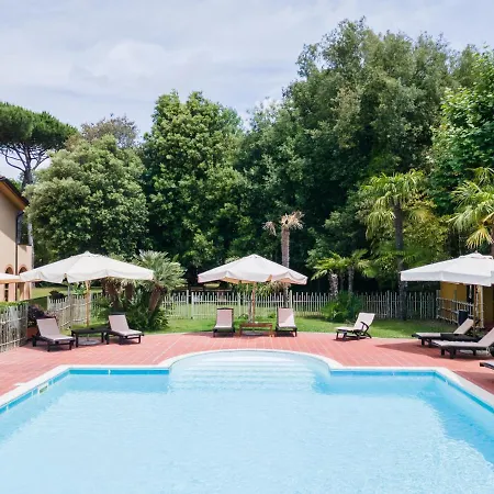 Hotel Cavalieri Del Mare 3*