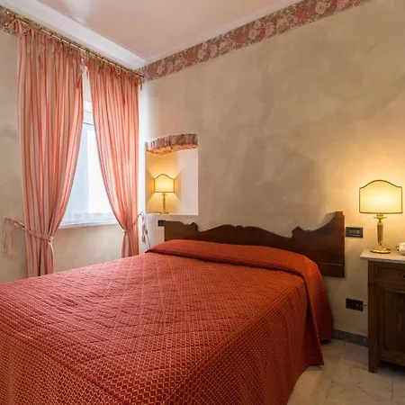 Hotel Cavalieri Del Mare 3*