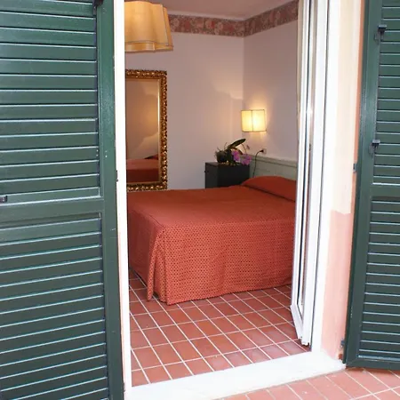 Hotel Cavalieri Del Mare