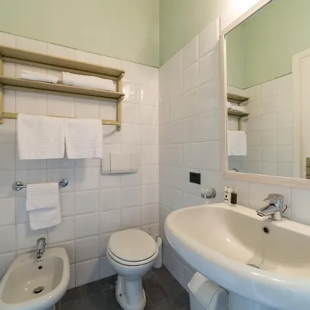 Hotel Cavalieri Del Mare 3*